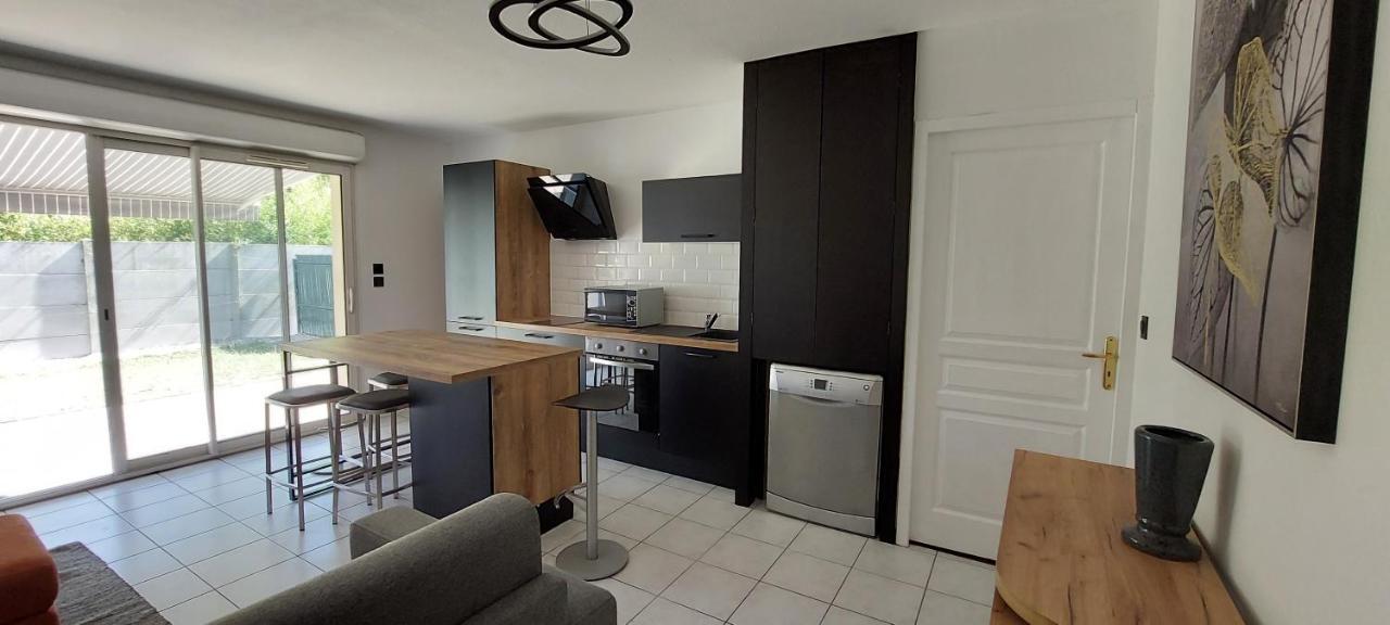 Superbe Appartement Proche De Tout, Climatise. La Teste-de-Buch Bagian luar foto